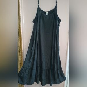 100% rayon women's black dress ,2X petite maxi.